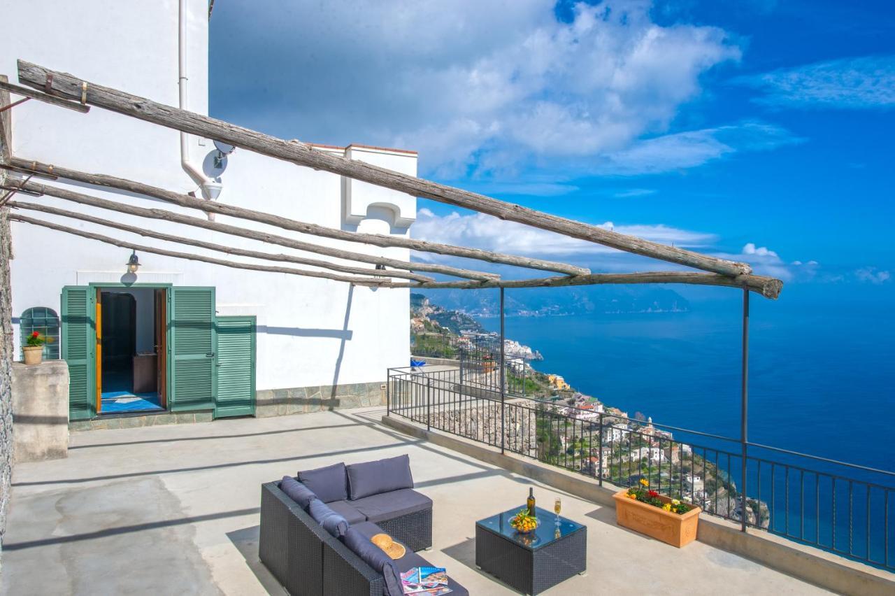 Amalfi Hills Aparthotel Exterior foto
