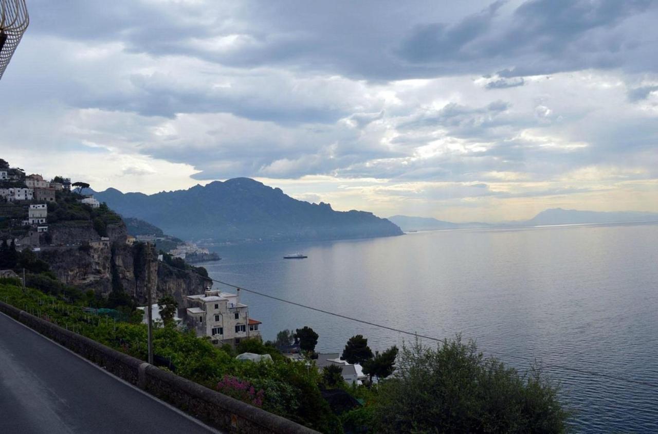 Amalfi Hills Aparthotel Exterior foto